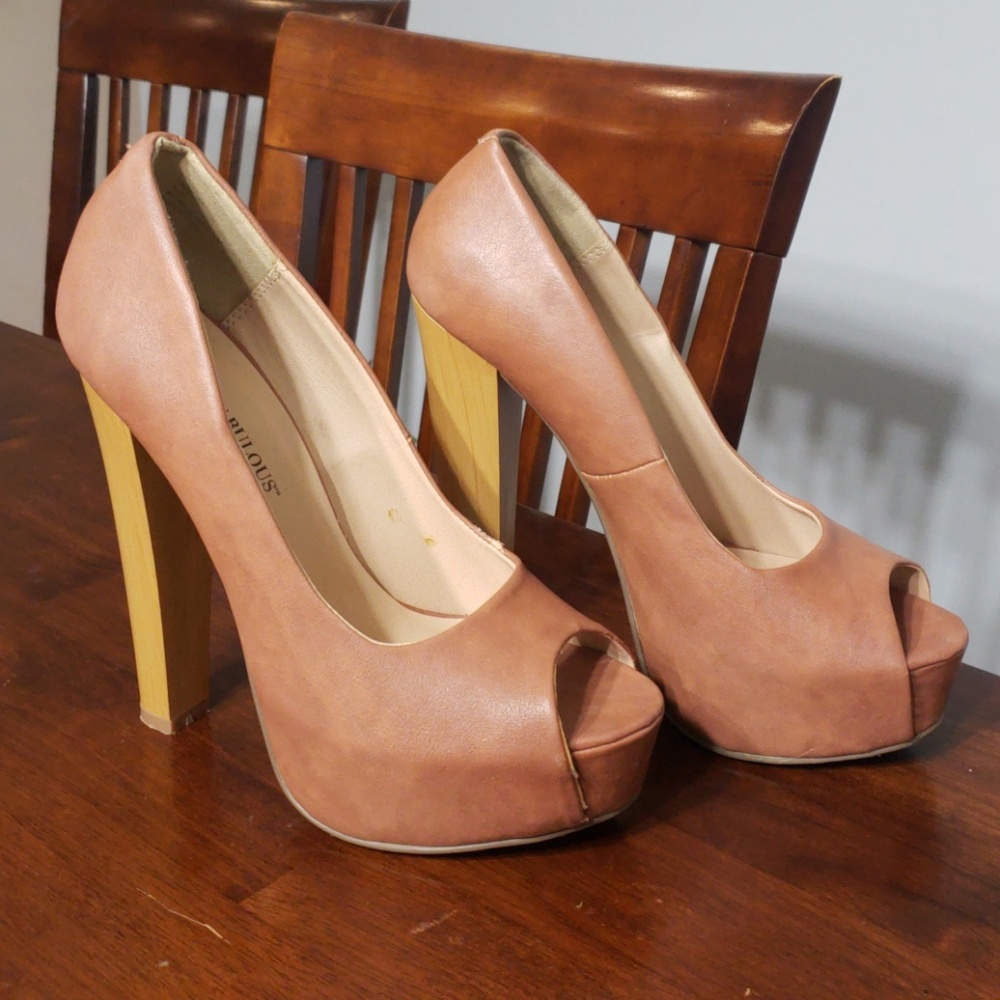 Womans shoes